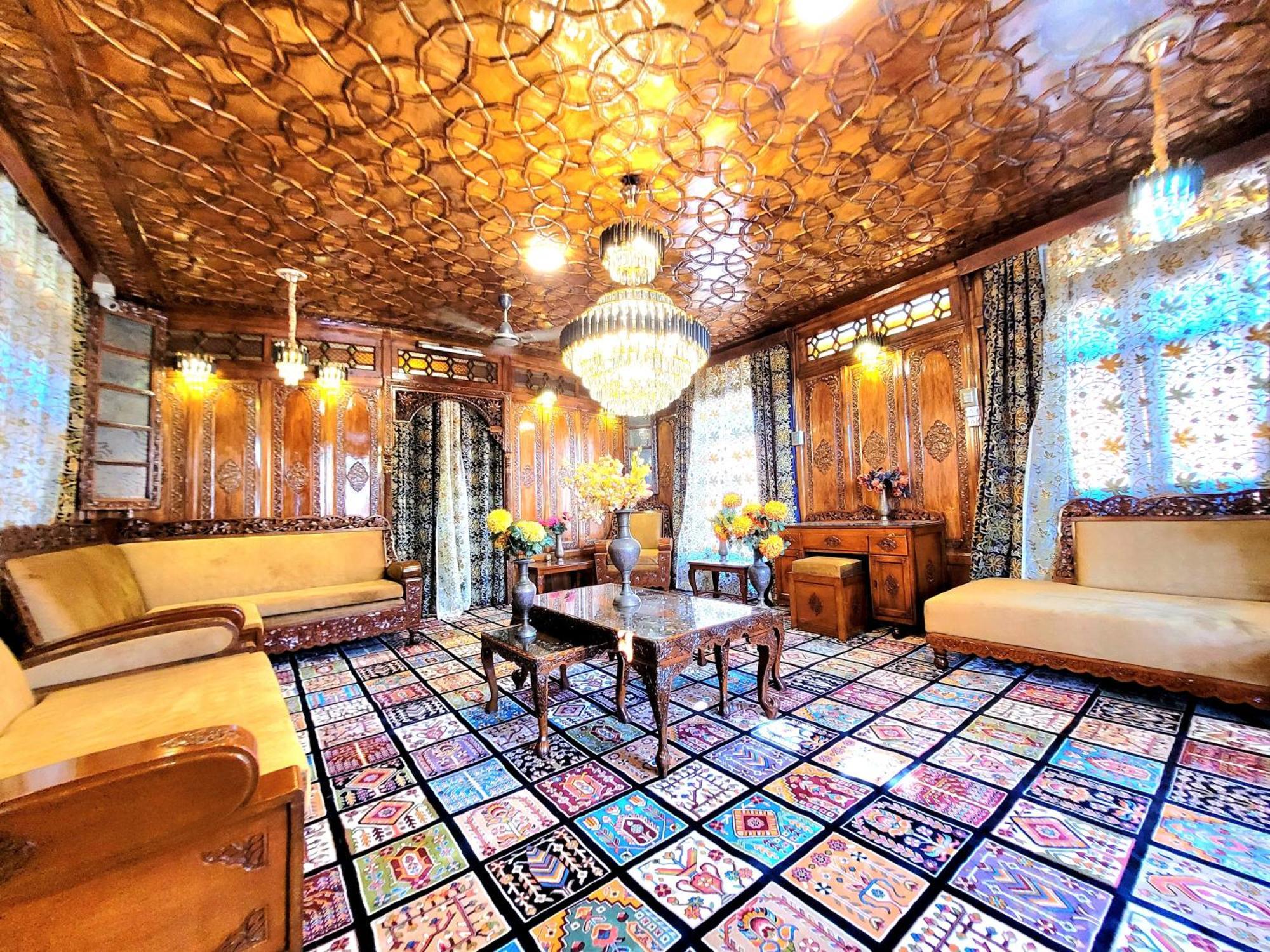 Aziz Palace Group Of Houseboats Srīnagar المظهر الخارجي الصورة