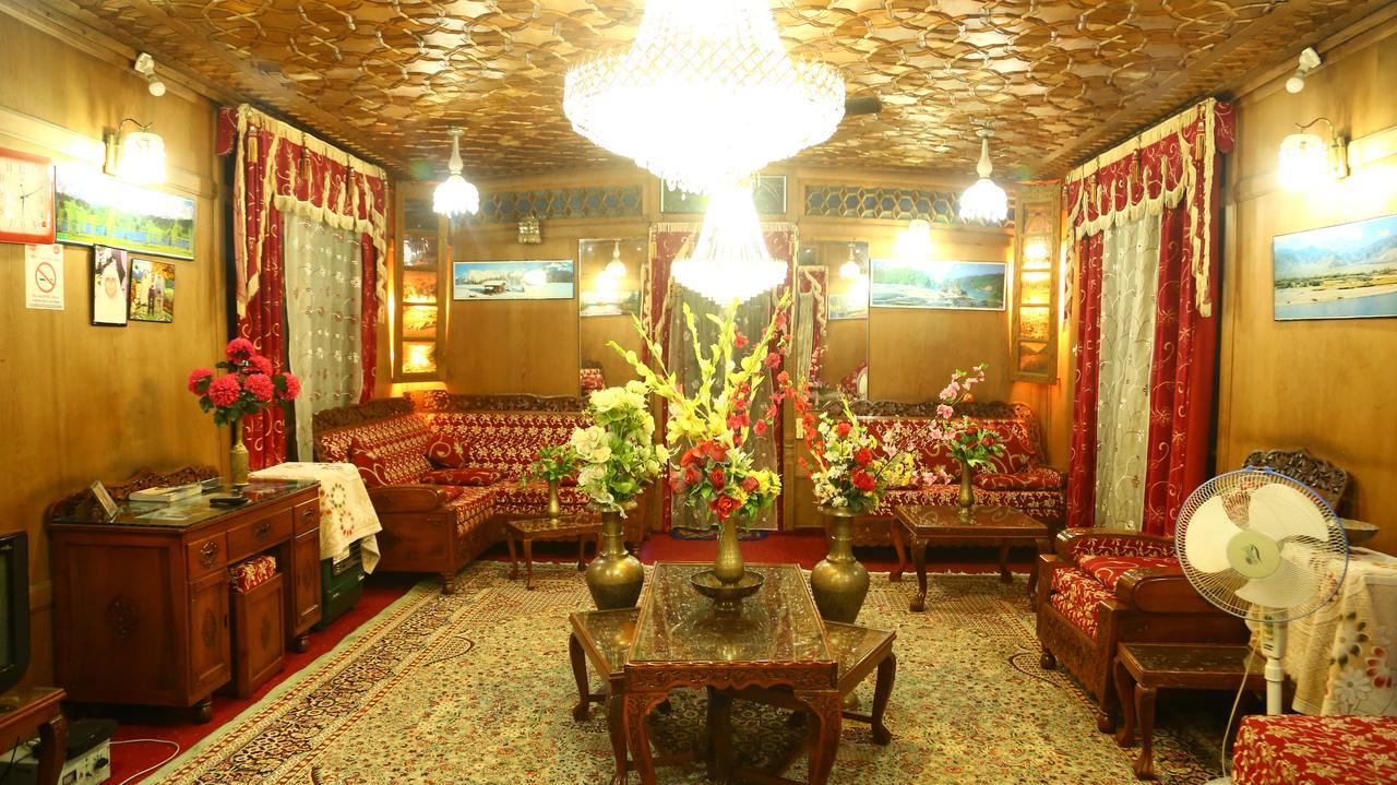 Aziz Palace Group Of Houseboats Srīnagar المظهر الخارجي الصورة
